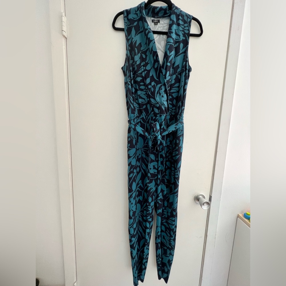 Ann Taylor Loft Jumpsuit Size 8